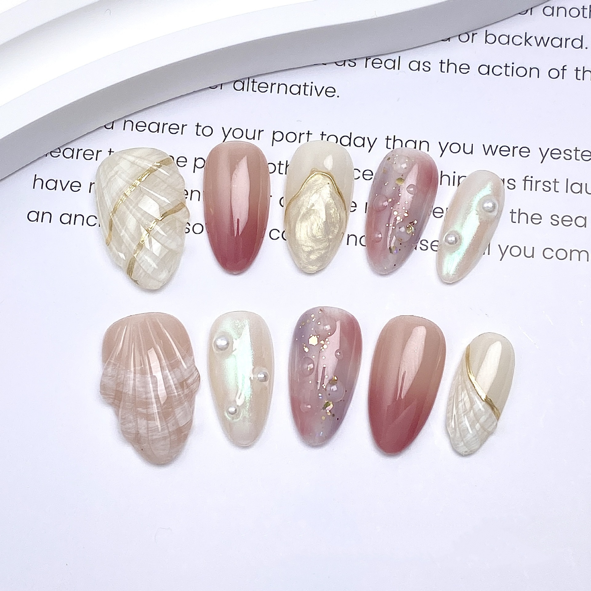 Nail Art Full Design - 10pcs Short Almond Handmade Fake Nails